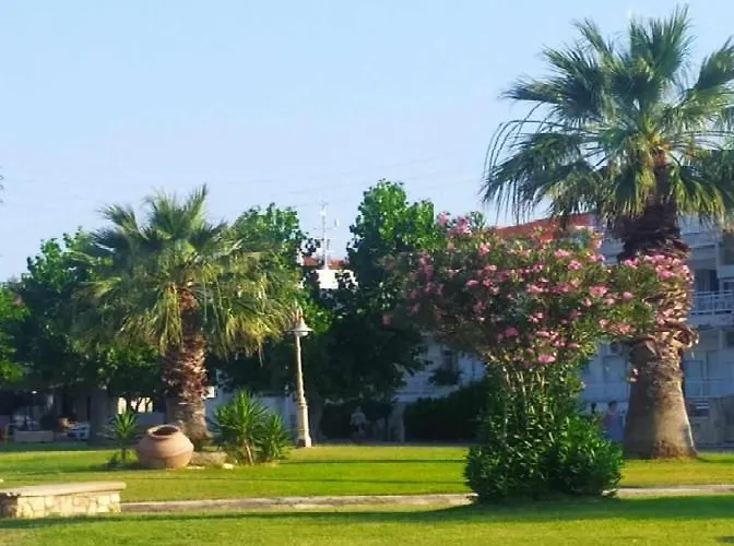 80m From The Apartamento Nea Poteidaia